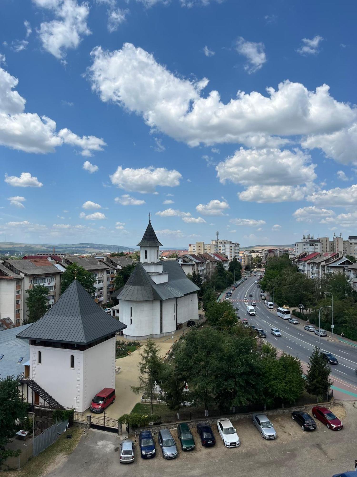 Apartament Nou Neo Tower Suceava Extérieur photo